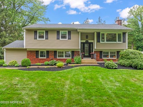 61 Mulberry Ln, Freehold, NJ, 07728-3048 | Card Image