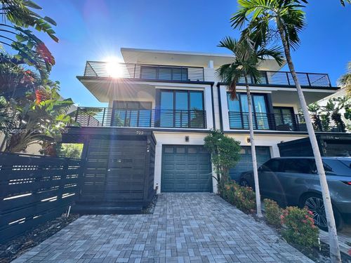 2-722 15th Ave, Fort Lauderdale, FL, 33304-2953 | Card Image