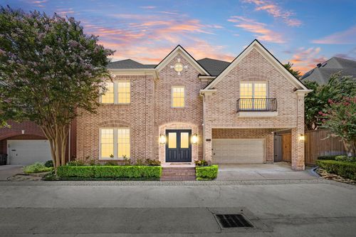 111 N Wynden Estates Ct, Houston, TX, 77056-2519 | Card Image
