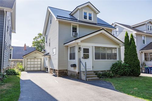 81 Peart Ave, Irondequoit, NY, 14622-1935 | Card Image