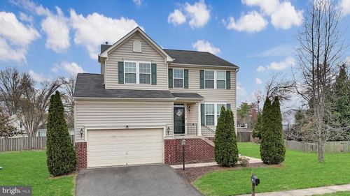 1694 Winterwood Ct, Herndon, VA, 20170-2990 | Card Image