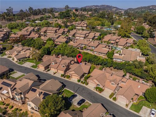 332 Mahogany Gln, Escondido, CA, 92026-4929 | Card Image