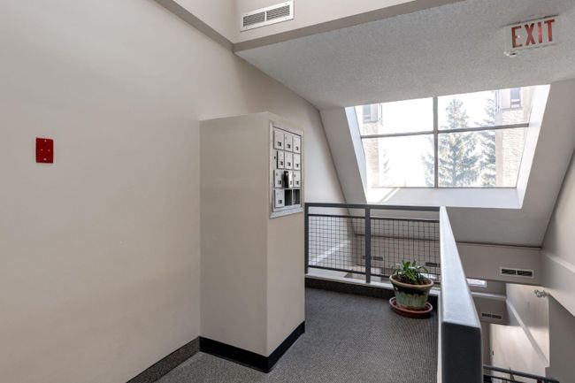 7 - 118 Village Heights Sw, Home with 2 bedrooms, 1 bathrooms and 2 parking in Calgary AB | Image 26