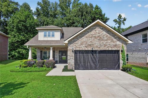 8664 Spivey Village Trl, Jonesboro, GA, 30236-3846 | Card Image