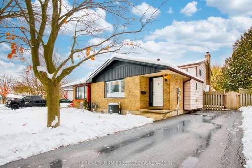 5 Sasha Cres, London, ON, N6E2M4 | Card Image