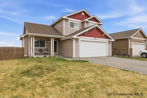 1805 Meadow Dr, Cheyenne, WY, 82001-6688 | Card Image
