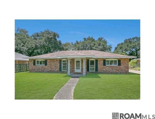 9410 Vienna Ave, Baton Rouge, LA, 70810-1181 | Card Image