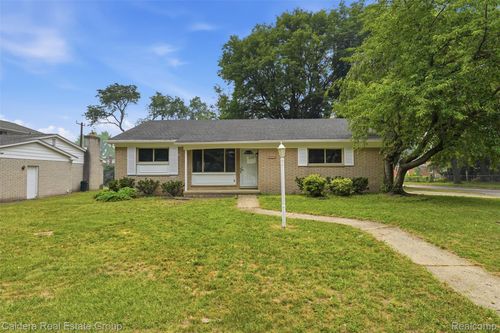 20291 Lacrosse Ave, Southfield, MI, 48076-5438 | Card Image