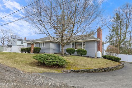 55 Crystal St, Pittsfield, MA, 01201 | Card Image
