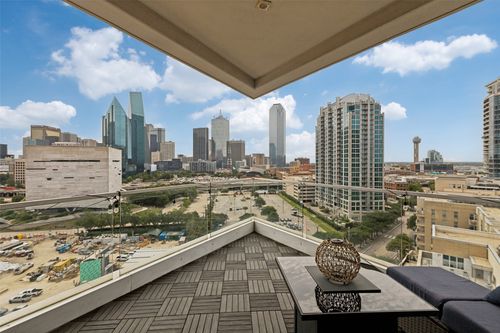 1035-2408 Victory Park Ln, Dallas, TX, 75219-7619 | Card Image