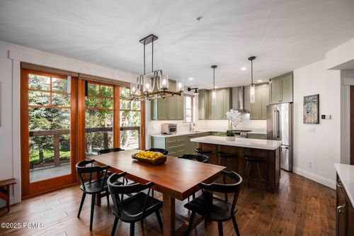 b105-1000 Park Ave, Park City, UT, 84060-5202 | Card Image