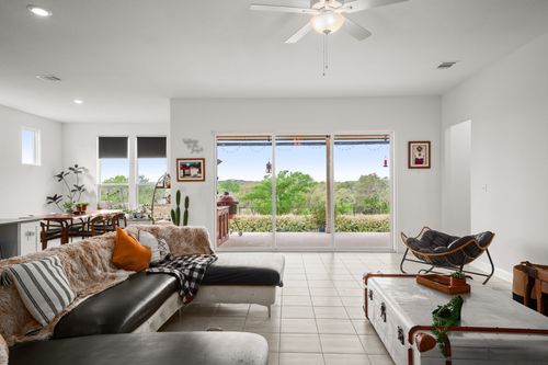 385 Barn Hill Loop, Dripping Springs, TX, 78620 | Card Image
