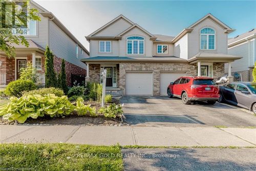 167 Sims Estate Dr, Kitchener, ON, N2A0A6 | Card Image