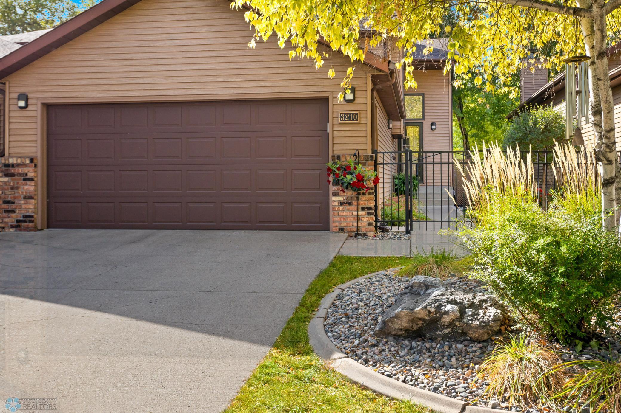 16th Ave, Fargo, ND 58103