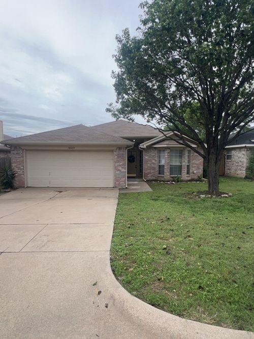 10409 Pleasant Mound Dr, Fort Worth, TX, 76108-4929 | Card Image
