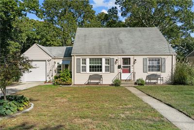 6 Cononchet Trail, House other with 3 bedrooms, 2 bathrooms and 5 parking in East Greenwich RI | Image 1