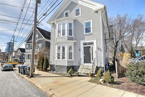 3-390 Hope St, Providence, RI, 02906-1680 | Card Image