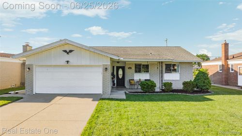 12235 Brougham Dr, Sterling Heights, MI, 48312-4013 | Card Image
