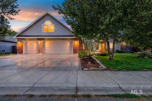7741 N Dodgin Ave, Boise, ID, 83714-8449 | Card Image