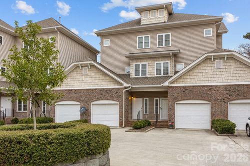 18827 Cloverstone Cir, Cornelius, NC, 28031-5634 | Card Image