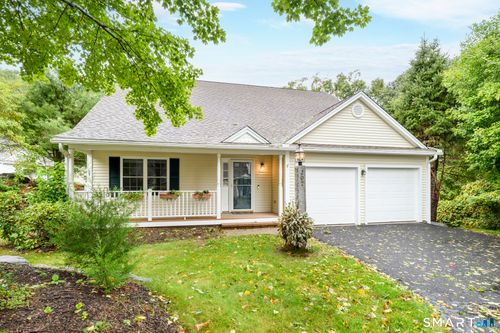 207-207 Woodlawn Dr, Seymour, CT, 06483-2470 | Card Image