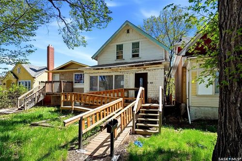 1355 Retallack Street, Regina, SK, S4T2J1 | Card Image