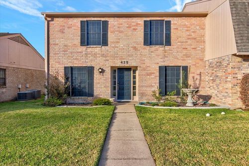 425 Yorktown Ln, Beaumont, TX, 77707-1850 | Card Image