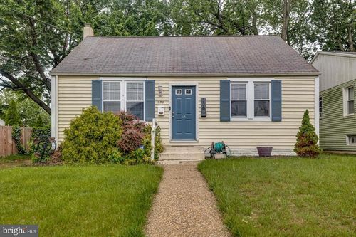 336 1st Ave, BELLMAWR, NJ, 08031-1319 | Card Image