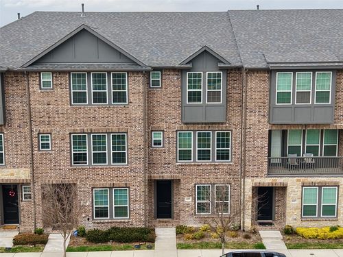 685 Vista Del Lago Dr, Lewisville, TX, 75067-7831 | Card Image