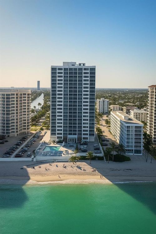 apt-210-3140 S Ocean Dr, Hallandale Beach, FL, 33009-7236 | Card Image