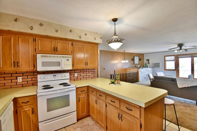 Open floor plan to family room | Image 7