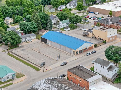 310 N Michigan Ave, Big Rapids, MI, 49307-1416 | Card Image