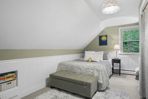 17 Winter Cir, Litchfield, NH, 03052-8002 | Card Image