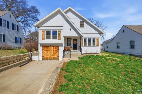 320 W Walnut St, Junction City, KS, 66441-3540 | Card Image