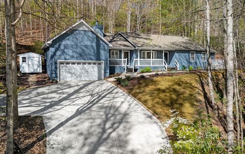 207 Aberdeen Ln, Pisgah Forest, NC, 28768-8699 | Card Image