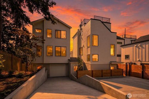 a-3442 13th Ave W, Seattle, WA, 98119-1611 | Card Image