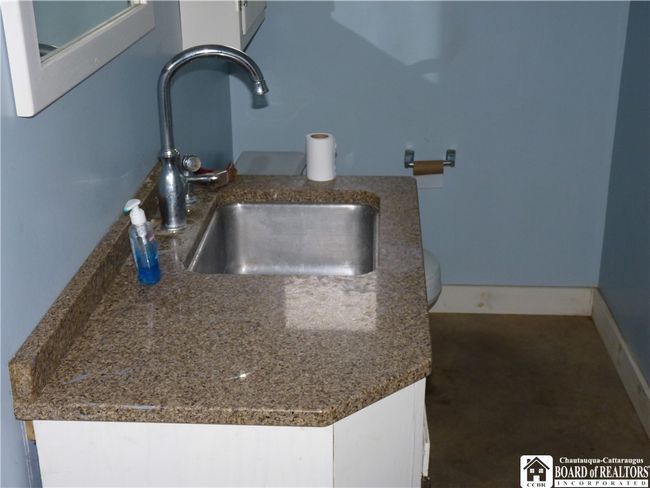 Kitchen area | Image 24