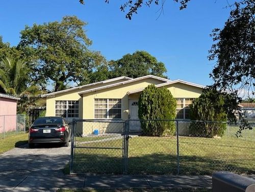 4631 Sw 21st St, West Park, FL, 33023-3329 | Card Image