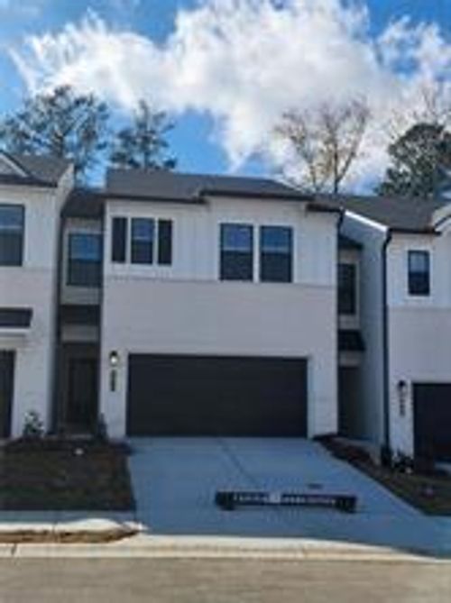 2044 Underwood Dr, Lawrenceville, GA, 30043-7692 | Card Image