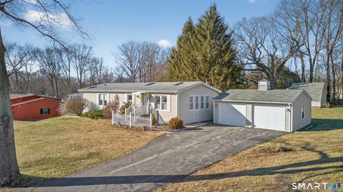 82 Colchester Cmns, Colchester, CT, 06415-2139 | Card Image