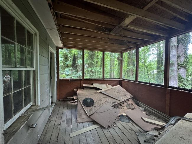 372 Nalley Dr, House other with 4 bedrooms, 3 bathrooms and null parking in Stone Mountain GA | Image 33