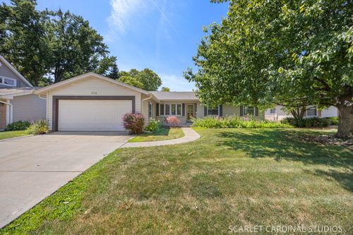 1216 Berkenshire Ln, Elk Grove Village, IL, 60007-3825 | Card Image