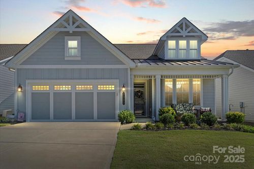 318-7343 Overjoyed Xing, Charlotte, NC, 28215-5325 | Card Image