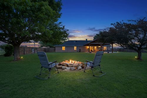 328 E Vaughn Rd, Cleburne, TX, 76031-7705 | Card Image