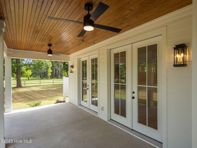 104 Indian Trl, House other with 4 bedrooms, 4 bathrooms and 2 parking in Beaufort NC | Image 45