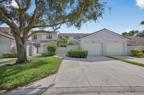 529 Prestwick Cir, Palm Beach Gardens, FL, 33418-8437 | Card Image
