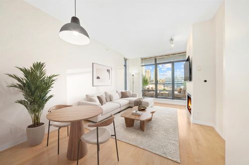 605-2345 Madison Ave, Burnaby, BC, V5C0B4 | Card Image