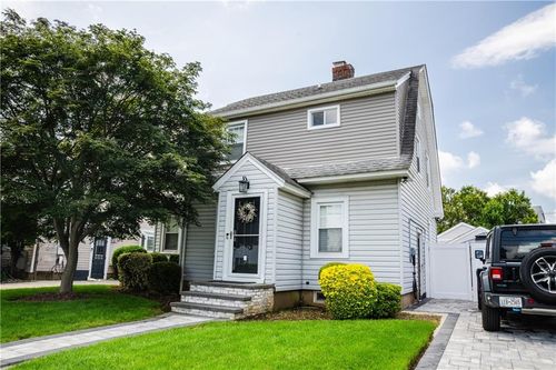 149 Emory Rd, Mineola, NY, 11501-2348 | Card Image