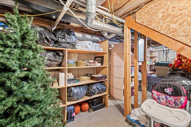 421 1 St Ave S, House other with 5 bedrooms, 3 bathrooms and null parking in Fairfield MT | Image 50
