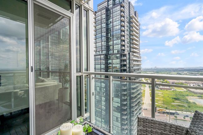 2303 - 2916 Highway 7, Condo with 2 bedrooms, 2 bathrooms and 1 parking in Vaughan ON | Image 27